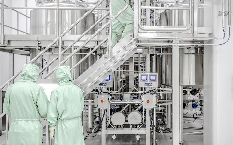 生物制藥潔凈無(wú)塵車間設(shè)計(jì)、建設(shè)、裝修