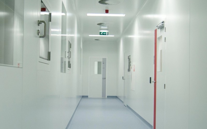 上海臨港2400平醫(yī)療器械潔凈車間裝修工程