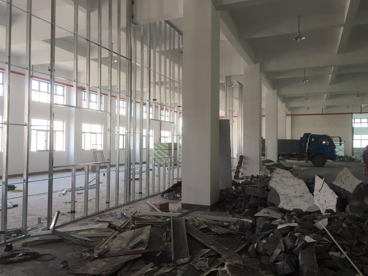 南橋廠房裝修 南橋廠房裝修